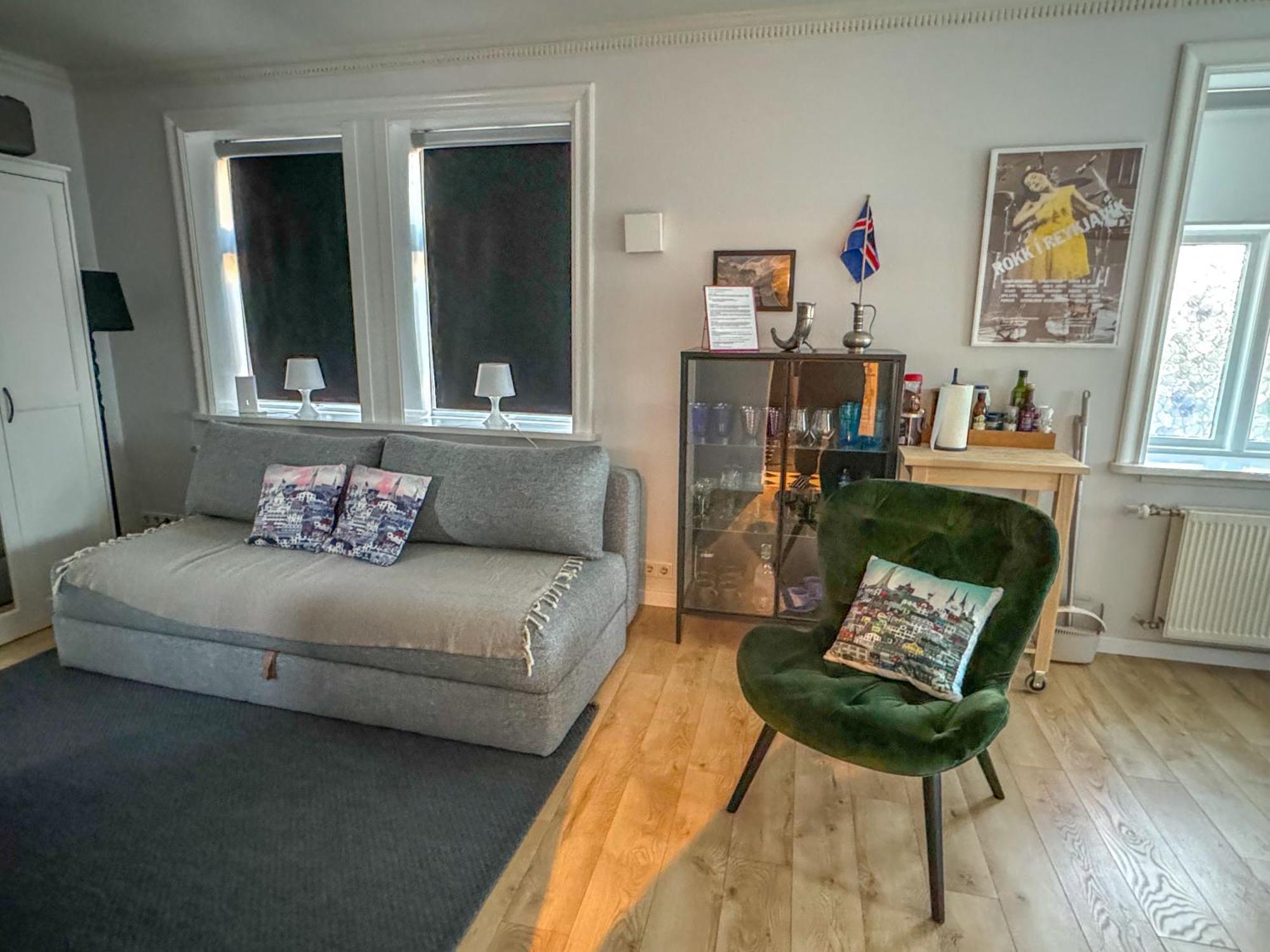 Enjoy Reykjavik Yellow Door Apartment Exterior foto